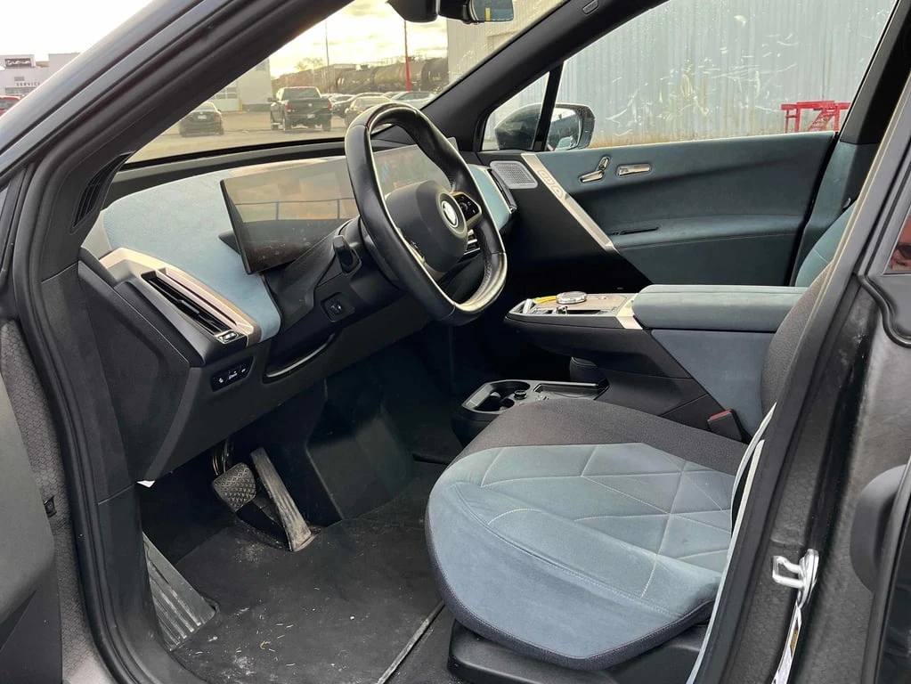 BMW iX 2022 xDrive50 * CARFAX * БЕЗ ПЪРВОНАЧАЛНА ВНОСКА - изображение 7