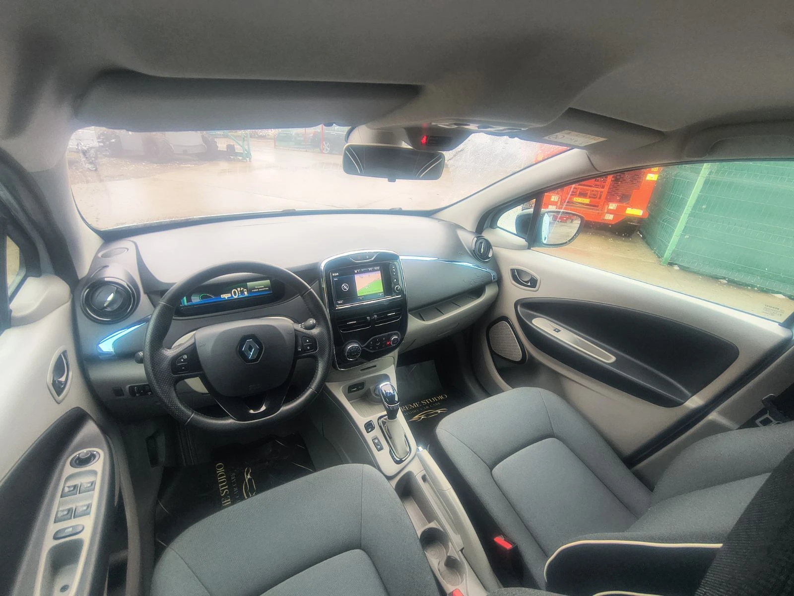 Renault Zoe 22 kWh - изображение 5