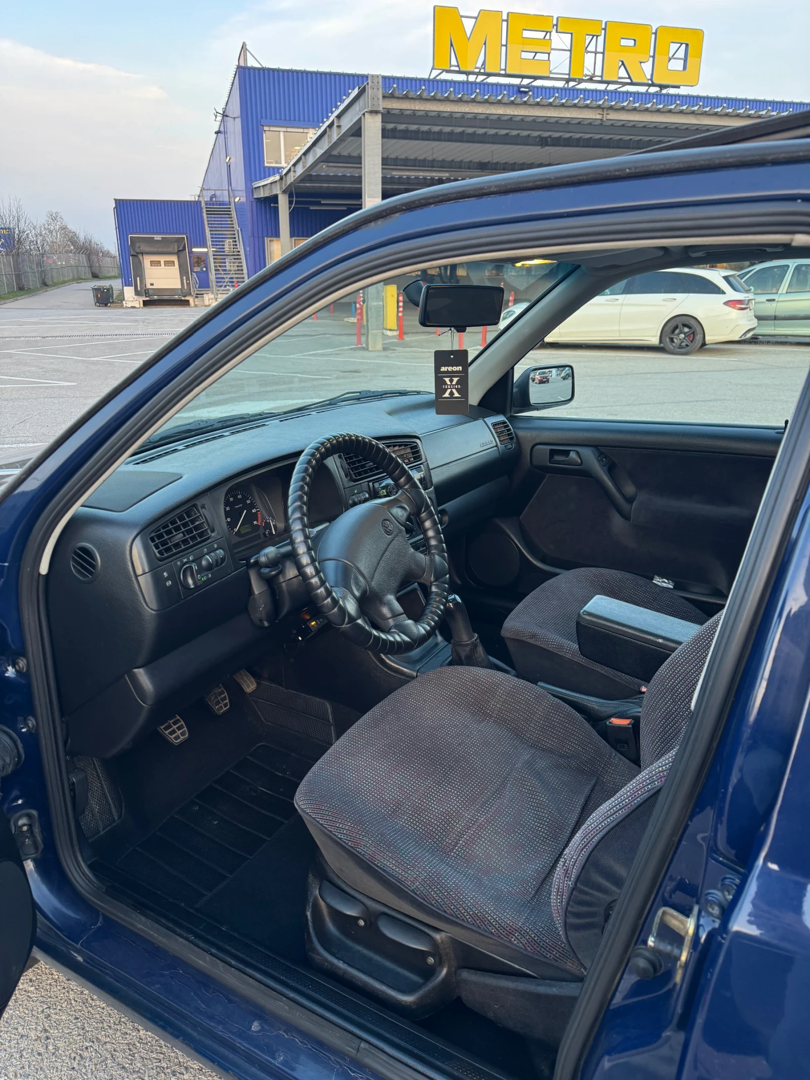 VW Vento 1HX0, снимка 6 - Автомобили и джипове - 53713116