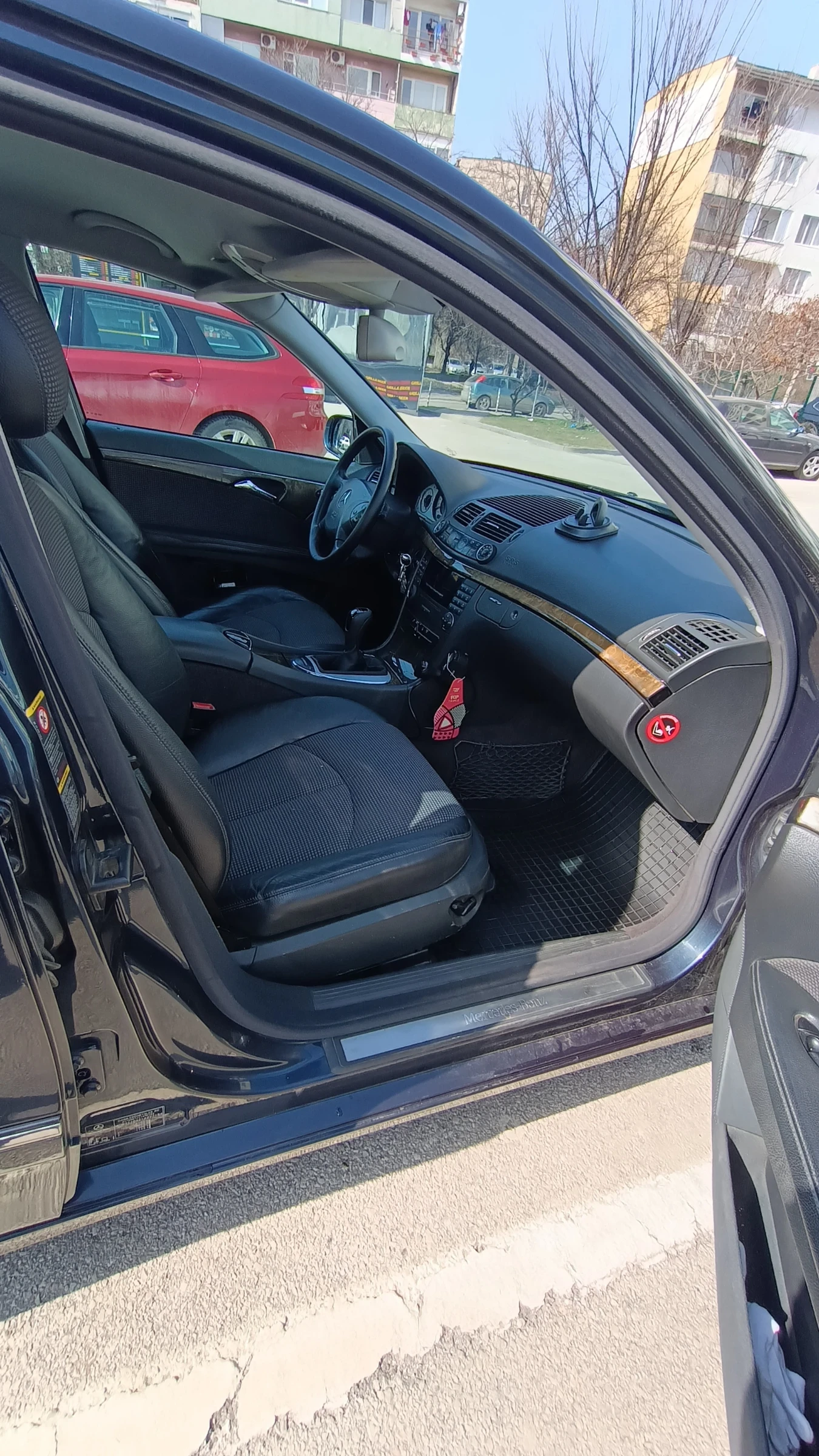 Mercedes-Benz E 200 E200 KOMPRESSOR , снимка 6 - Автомобили и джипове - 53744655