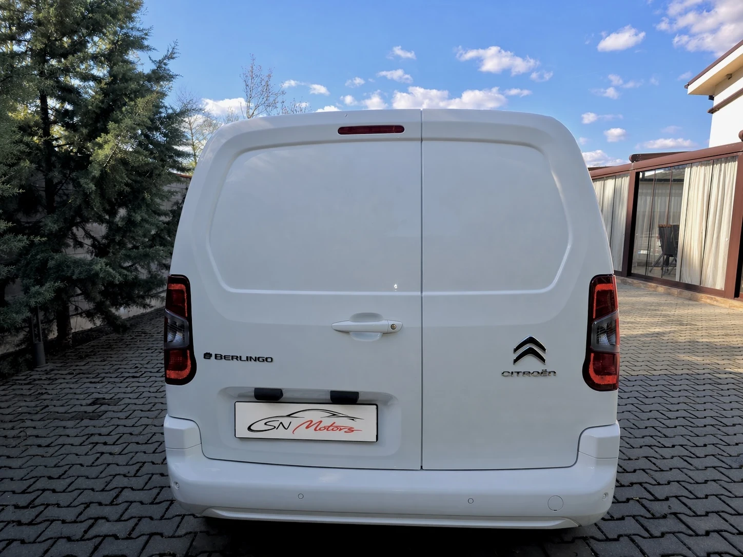Citroen Berlingo ELECTRIC 50kW, снимка 4 - Автомобили и джипове - 54296581