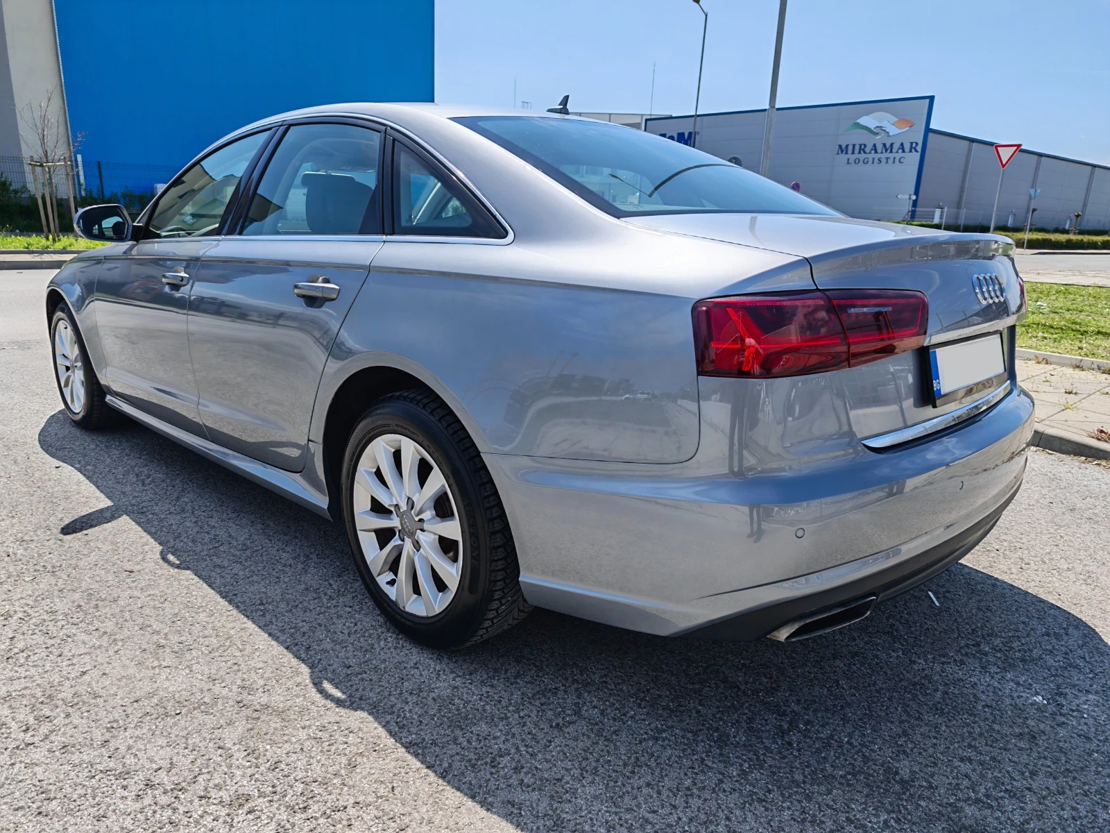 Audi A6 2.0 TDI Facelift, снимка 4 - Автомобили и джипове - 54330446