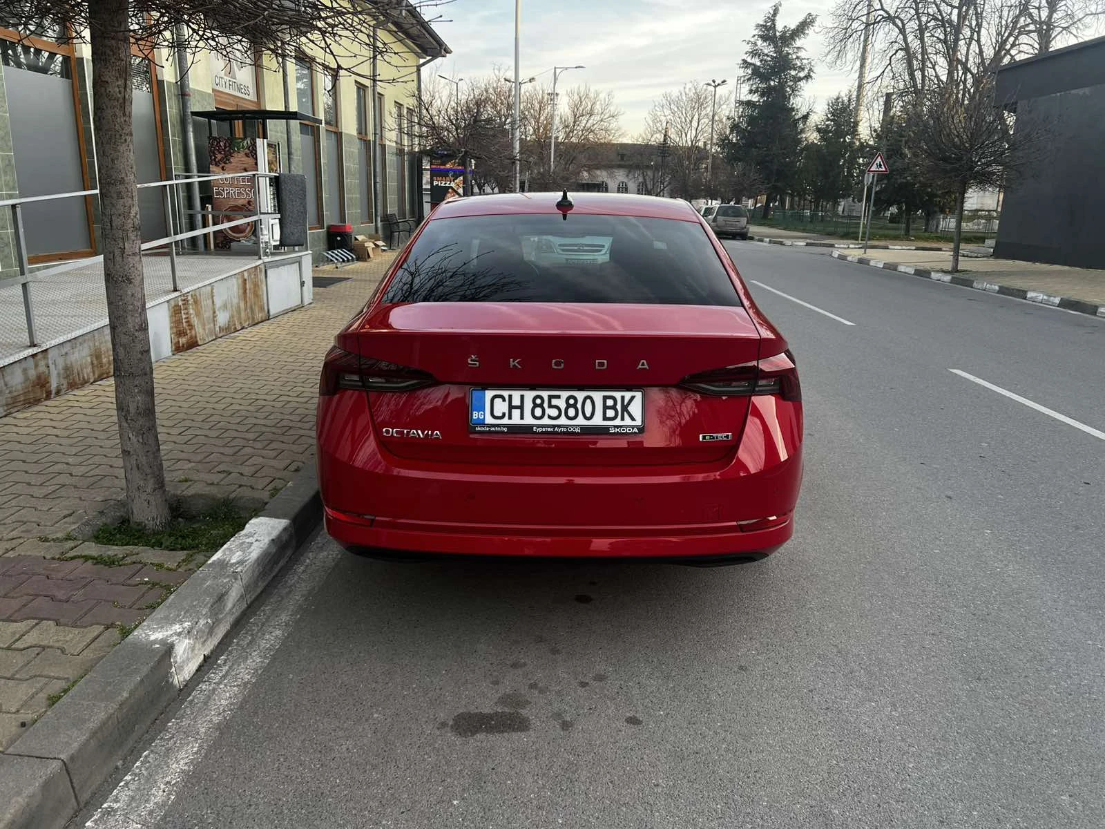 Skoda Octavia 1.5 E-tec 150psi EDITION+ , снимка 5 - Автомобили и джипове - 54447070