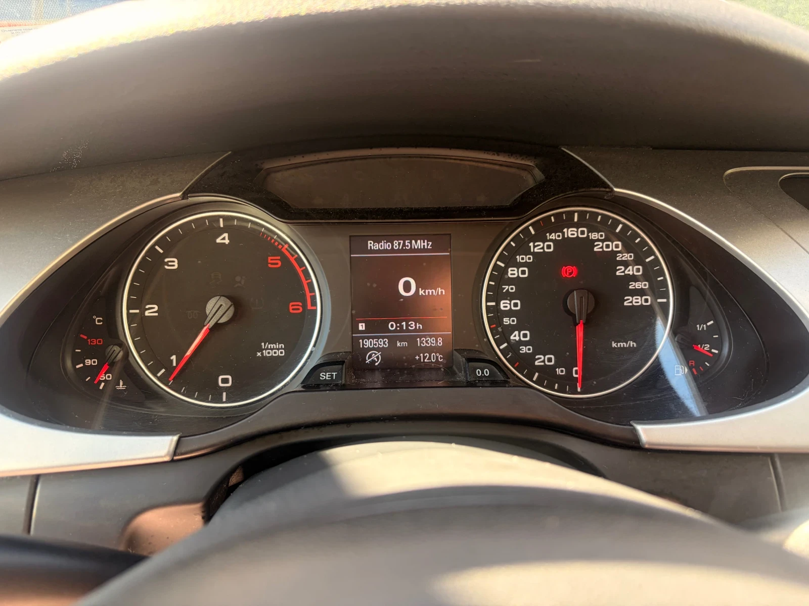 Audi A4, снимка 5 - Автомобили и джипове - 54649152