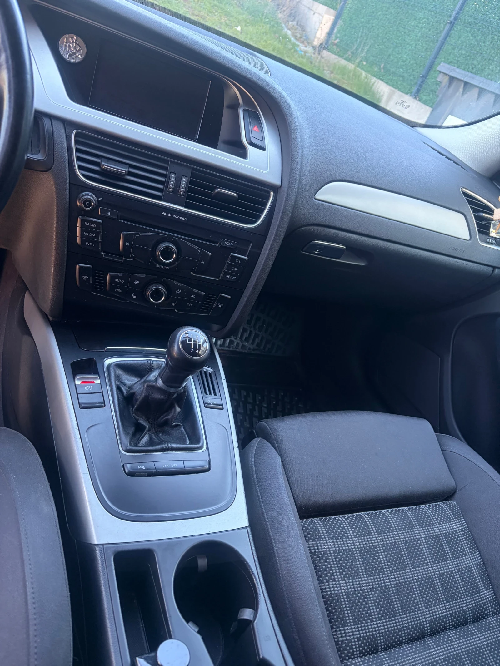 Audi A4, снимка 8 - Автомобили и джипове - 54649152