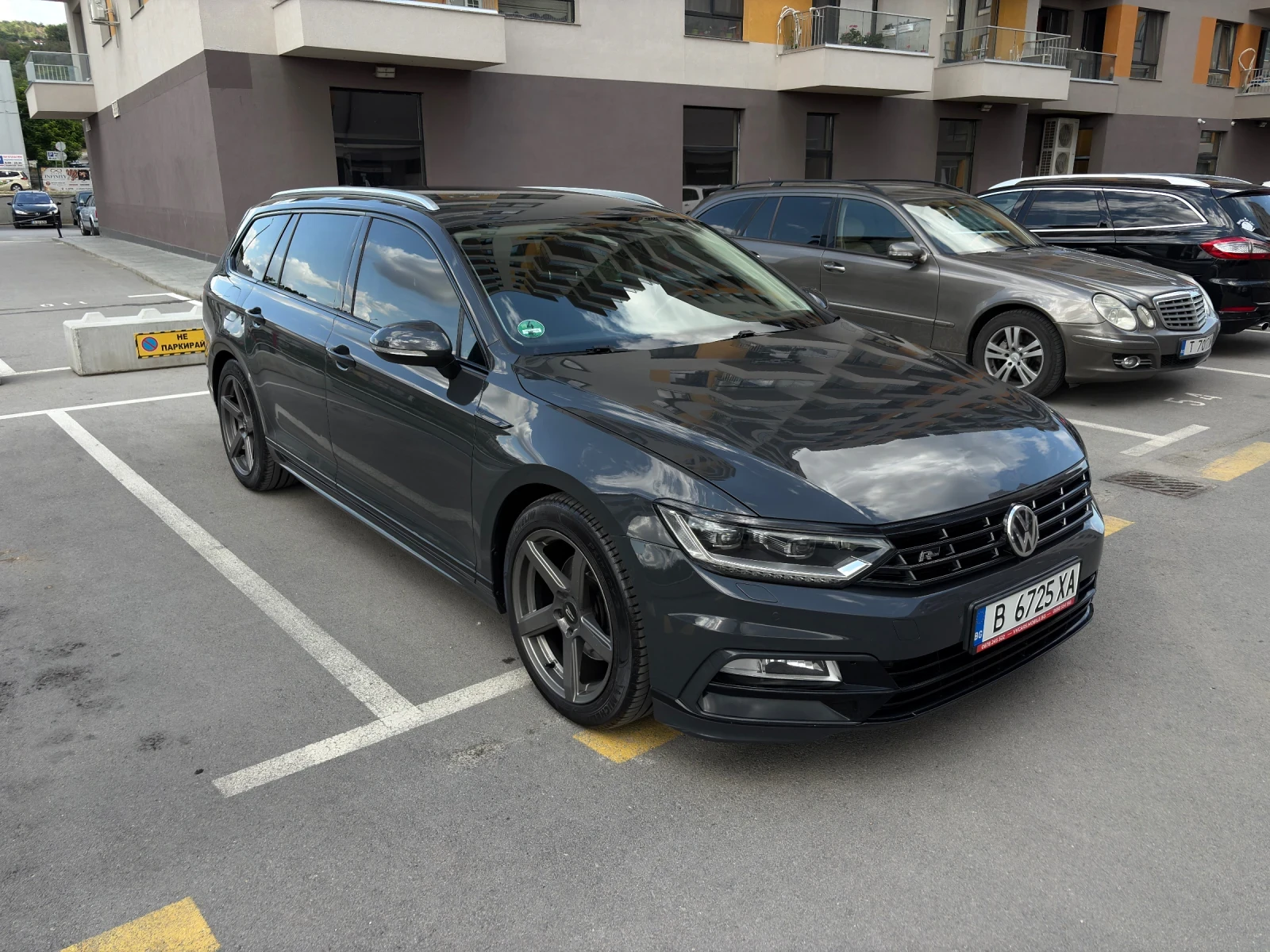 VW Passat R-Line