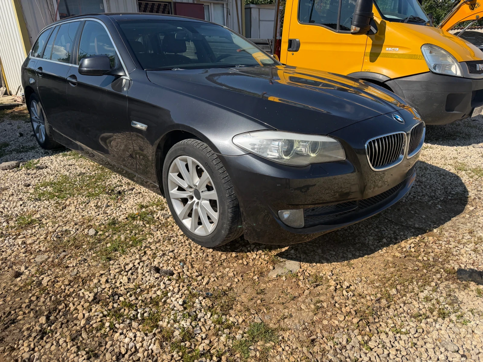 BMW 520, снимка 2 - Автомобили и джипове - 55677366