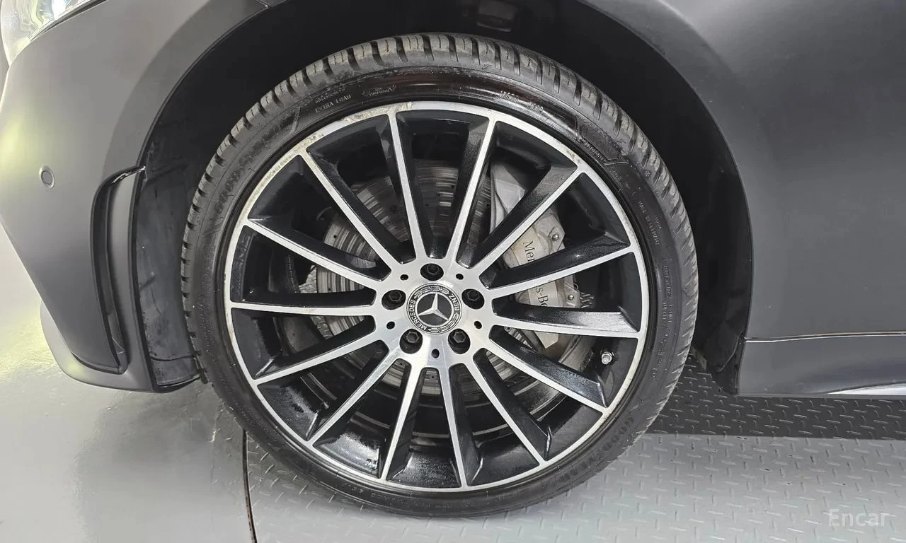 Mercedes-Benz CLS 400 АМГ ПАКЕТ/d/4MATIC/ХЕДЪП/360/ОБДУХ/ДИСТРОНИК, снимка 5 - Автомобили и джипове - 55831877