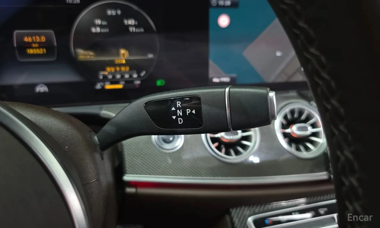 Mercedes-Benz CLS 400 АМГ ПАКЕТ/d/4MATIC/ХЕДЪП/360/ОБДУХ/ДИСТРОНИК, снимка 9 - Автомобили и джипове - 55831877