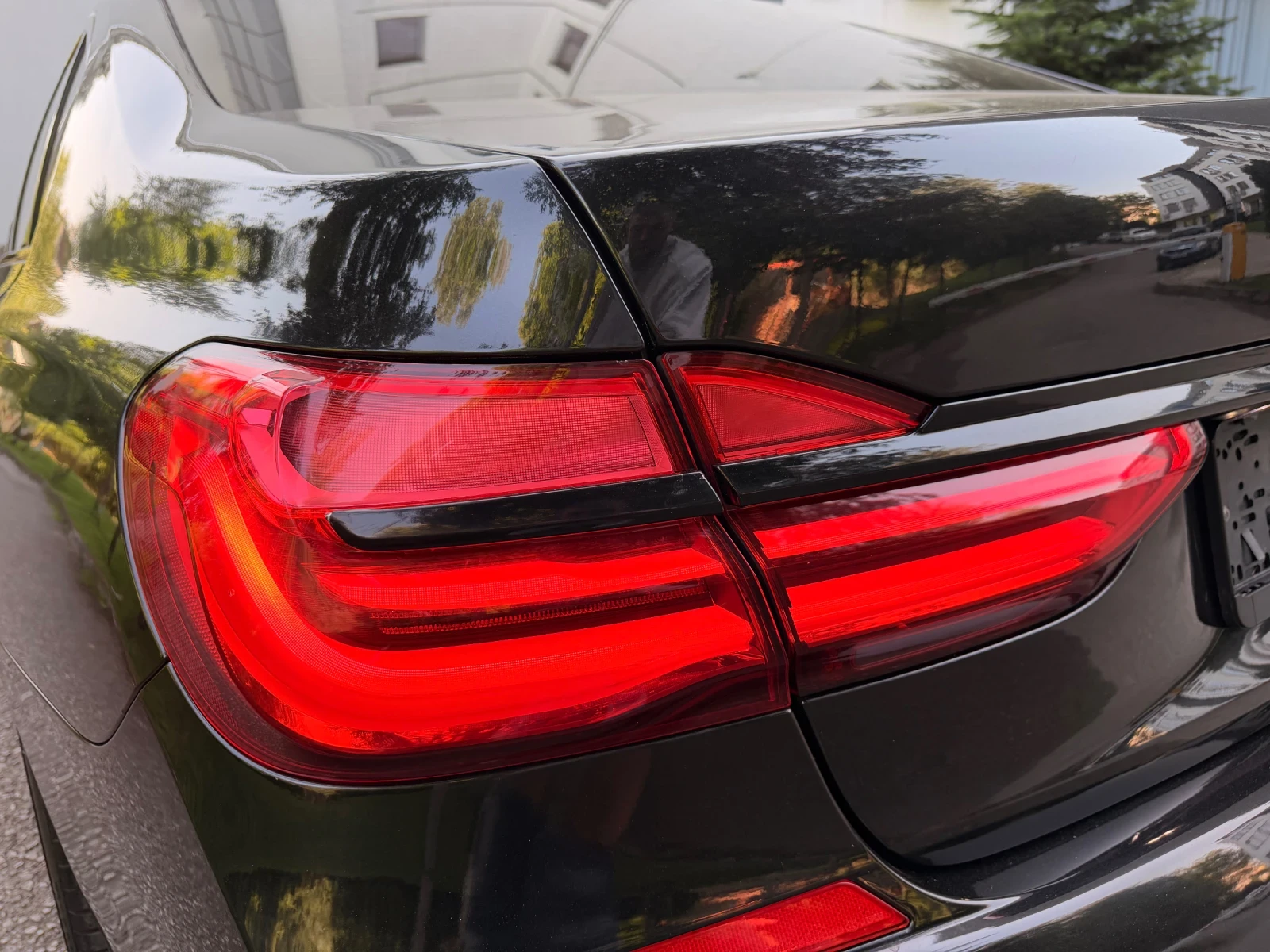 BMW 730 d / M-OPTIC , снимка 17 - Автомобили и джипове - 55885732