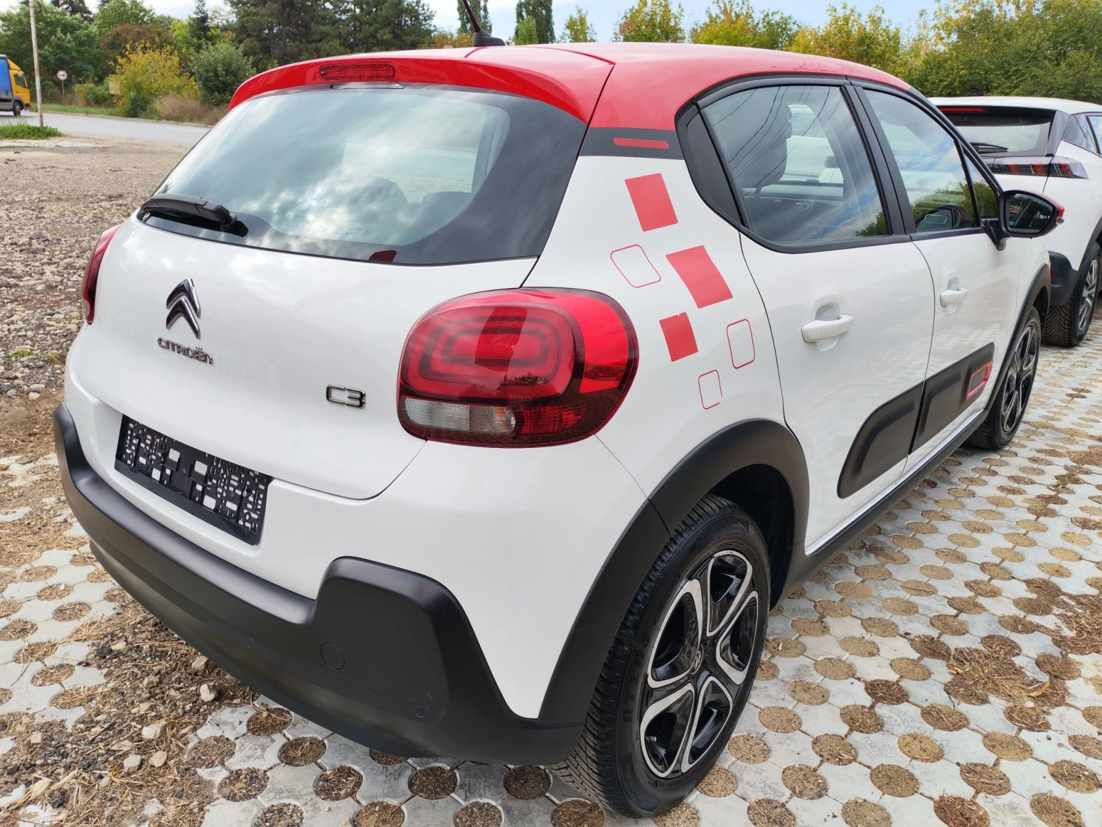 Citroen C3 1.2 Бензин 83 к. с. , снимка 5 - Автомобили и джипове - 56253957