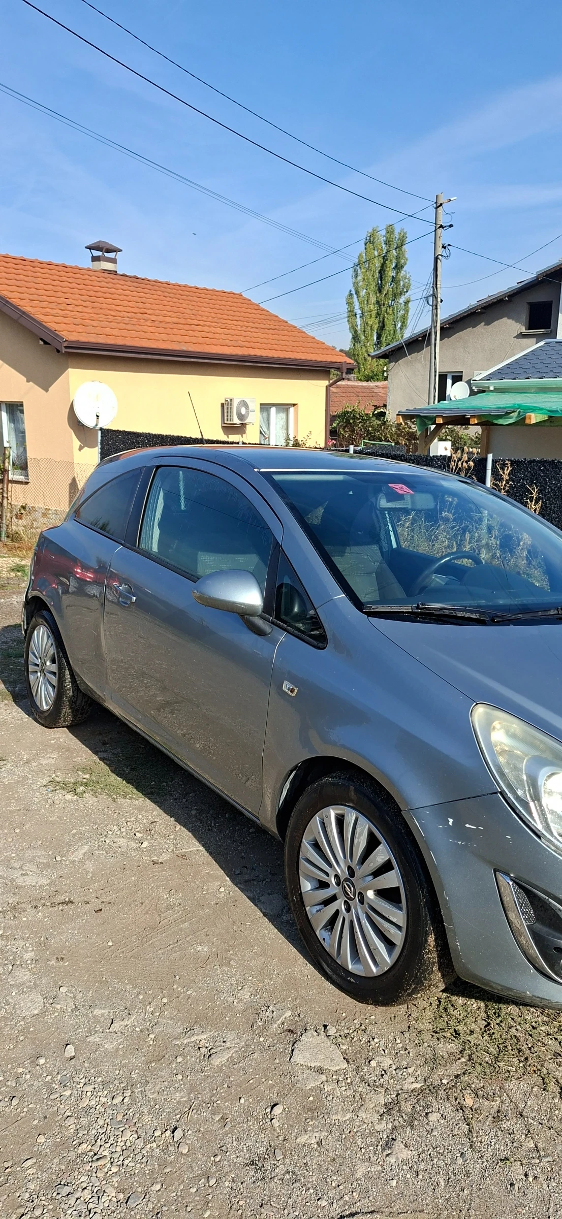 Opel Corsa 1.3CDTI, снимка 2 - Автомобили и джипове - 56388608