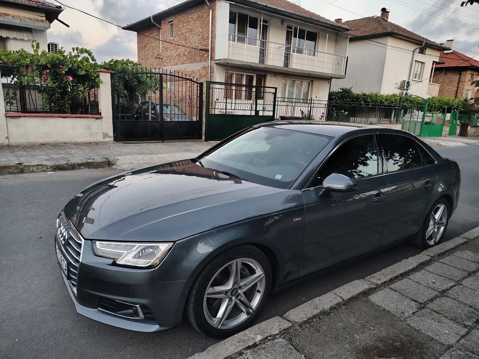Audi A4  �9 2.0 ��� 190 �.�. | Mobile.bg � ����������� 2