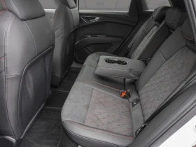 Audi Q4 e-Tron 45 Quattro = S-line = Гаранция, снимка 12