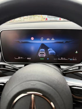 Mercedes-Benz GLC 350 350e Plug-in Hybrid 10000 км !!! - 63200 € - 32306171 17