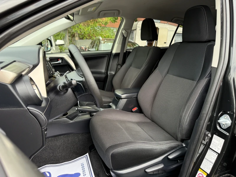 Toyota Rav4 2.0i-152КС / АВТОМАТИК / 4Х4 / NAVI / ECO / SPORT, снимка 6 - Автомобили и джипове - 51703835