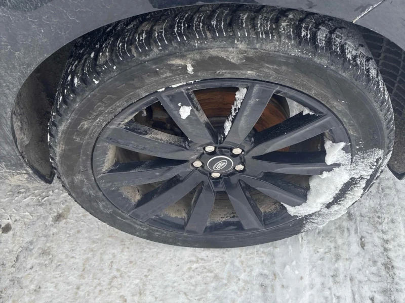 Land Rover Range Rover Velar * R Dynamic S * CARFAX * БЕЗ ПЪРВОНАЧАЛНА ВНОСКА, снимка 7 - Автомобили и джипове - 53210652