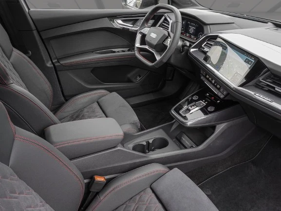 Audi Q4 e-Tron 45 Quattro = S-line = Гаранция, снимка 11 - Автомобили и джипове - 56182748