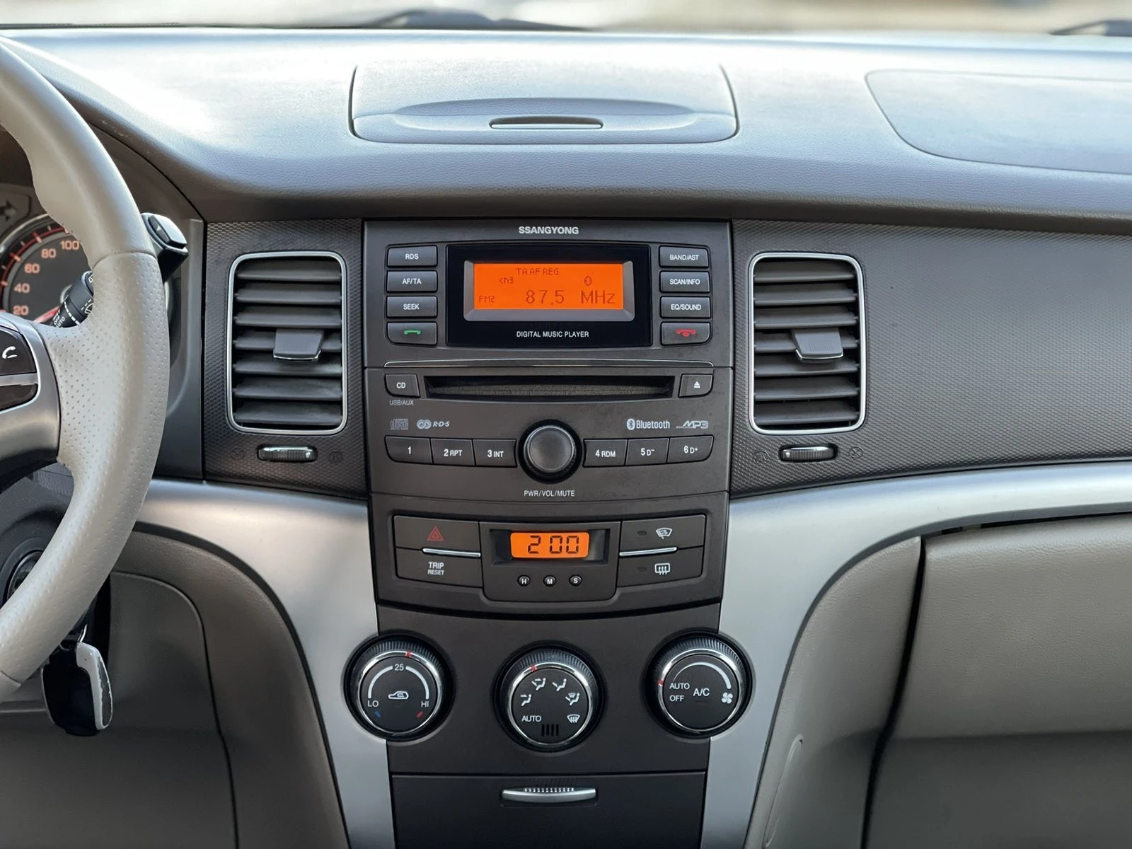SsangYong Korando 2.0XDi 4x4 | Mobile.bg — изображение 11
