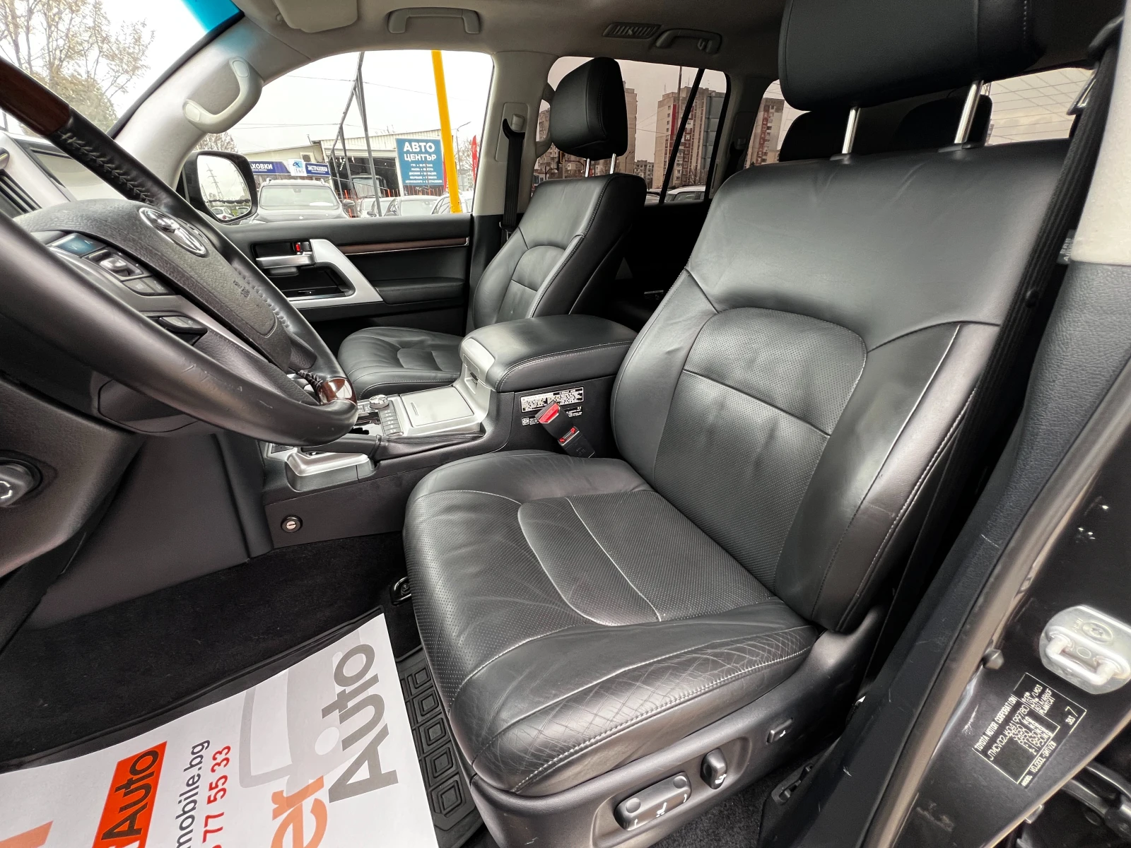 Toyota Land cruiser 4.5-V8 D4D 93000км./FULL, снимка 9 - Автомобили и джипове - 54056996