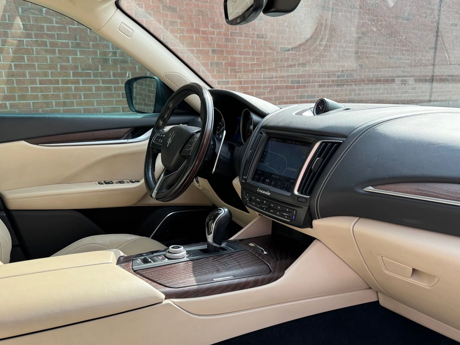 Maserati Levante S GranSport АВТО КРЕДИТ, снимка 13 - Автомобили и джипове - 54067549