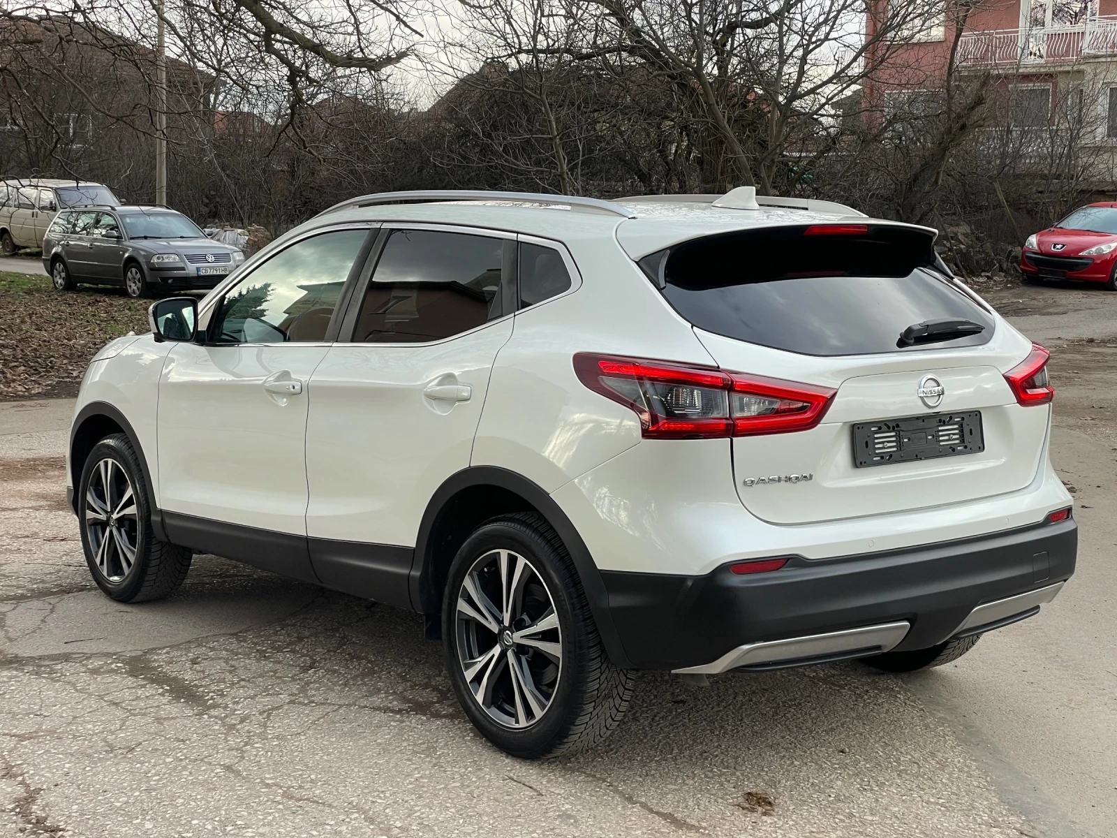 Nissan Qashqai 1.5dci* N-conecta, снимка 17 - Автомобили и джипове - 54476722