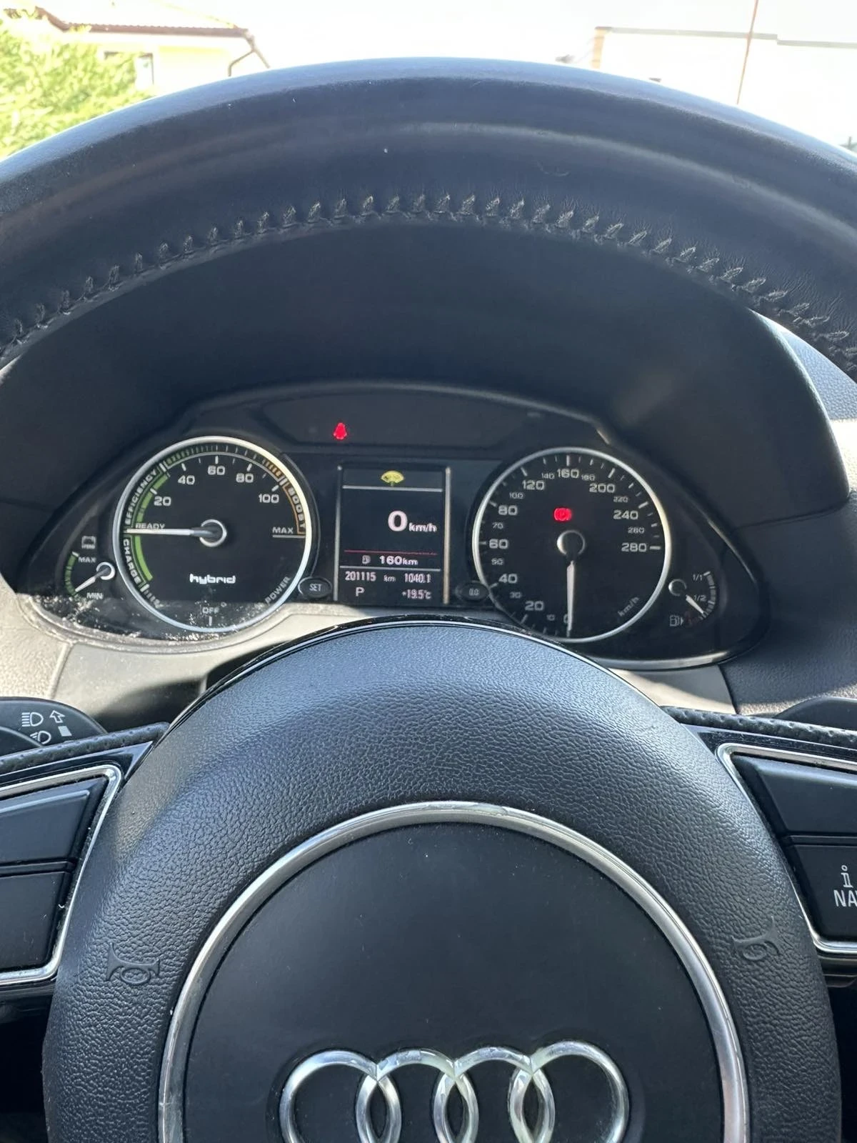 Audi Q5 2.0 hibrid, снимка 9 - Автомобили и джипове - 56300531