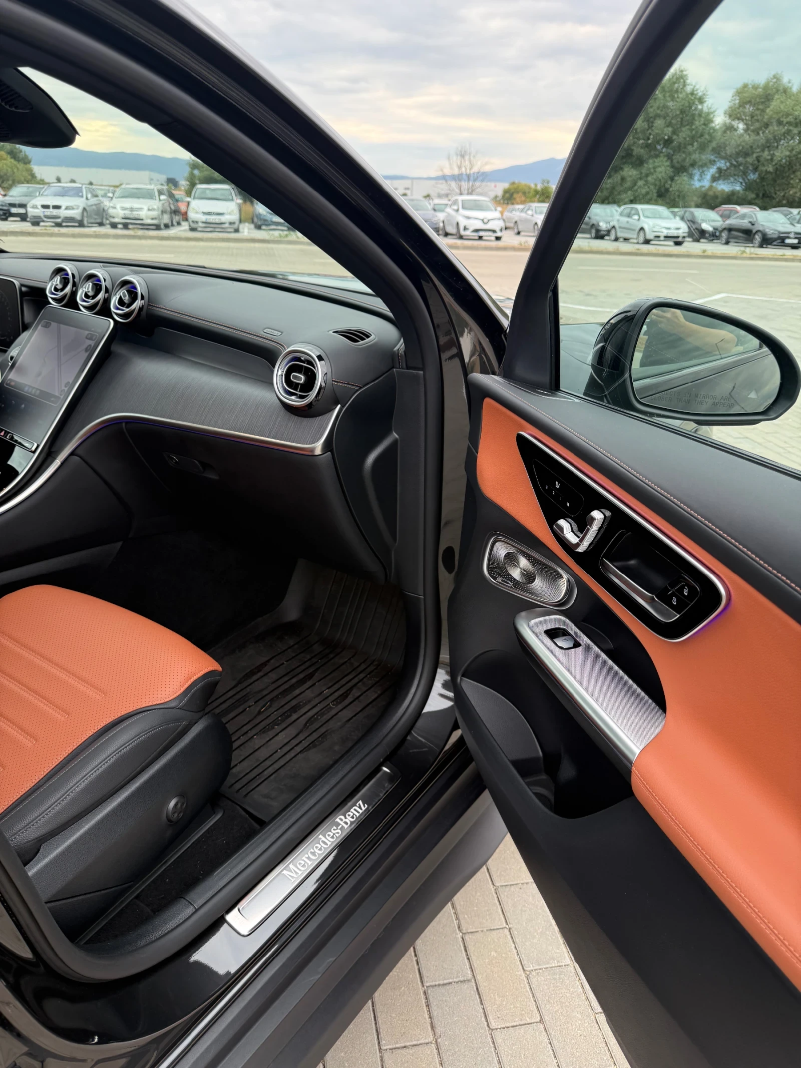 Mercedes-Benz GLC 350 350e Plug-in Hybrid 10000 км !!!, снимка 15 - Автомобили и джипове - 56088983