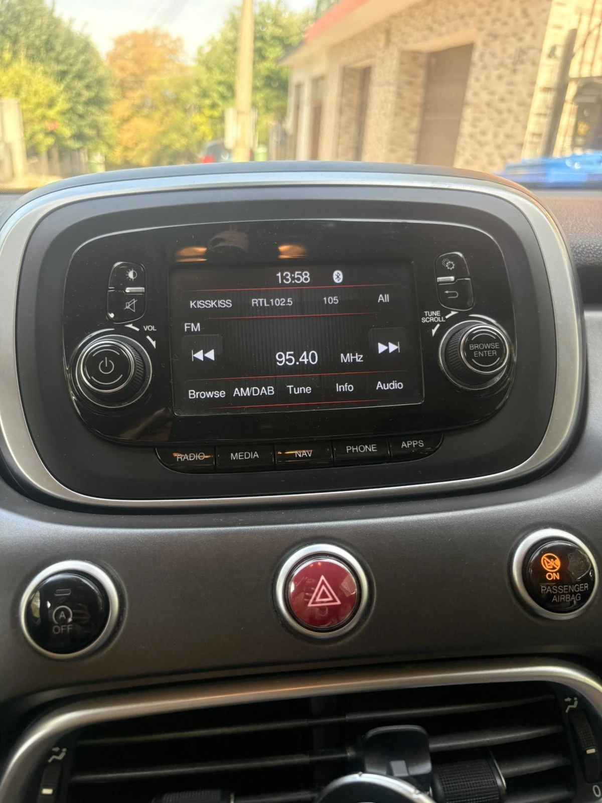 Fiat 500X 2.0 MultiJet 140 к.с. 4х4 Automatic, снимка 13 - Автомобили и джипове - 56328926