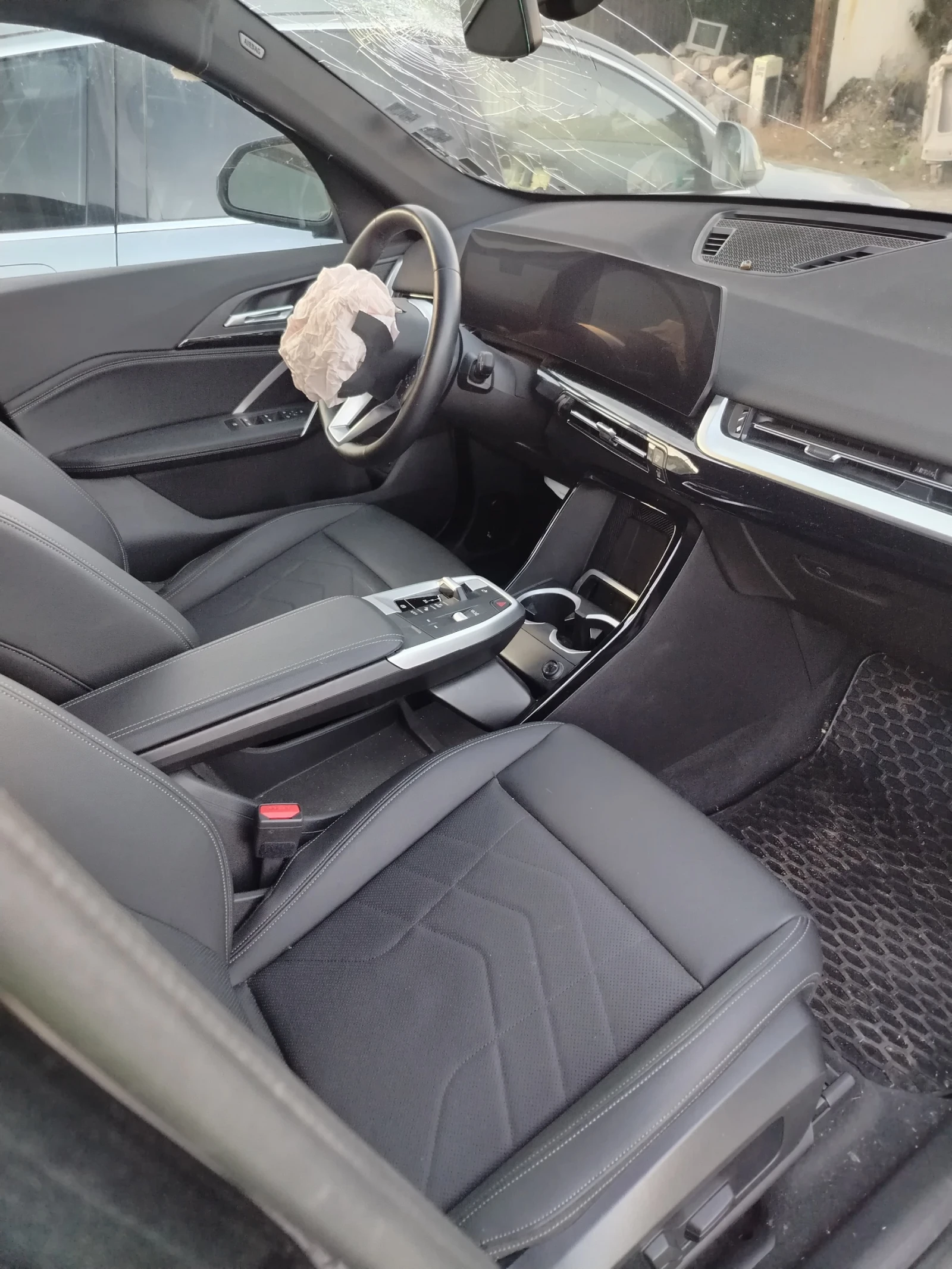 BMW X1, снимка 4 - Автомобили и джипове - 56535127