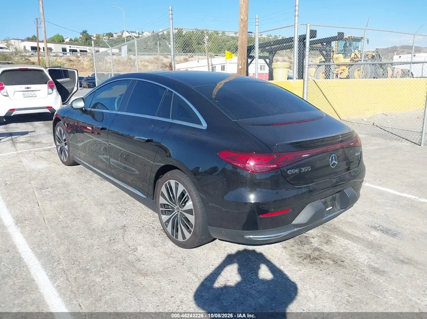 Mercedes-Benz EQE 350 4Matic, снимка 3 - Автомобили и джипове - 56630231