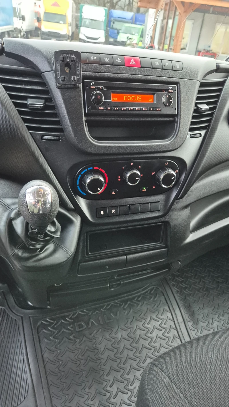 Iveco Daily 35c17* Климатик* 4.20м.* ШВЕЙЦАРИЯ* , снимка 12 - Бусове и автобуси - 52585614