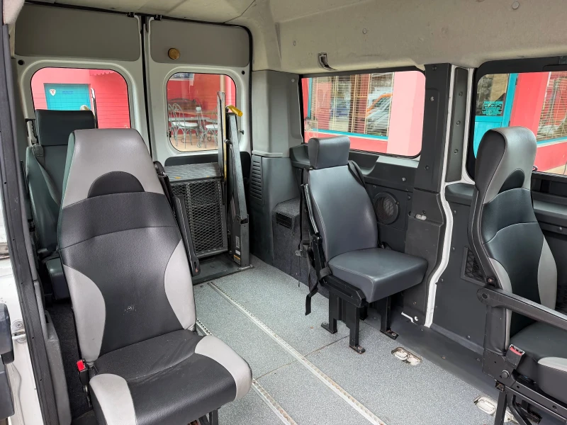 Fiat Ducato 2.3MJ* 2хКлиматик* 8+ 1 места, снимка 9 - Бусове и автобуси - 53412587