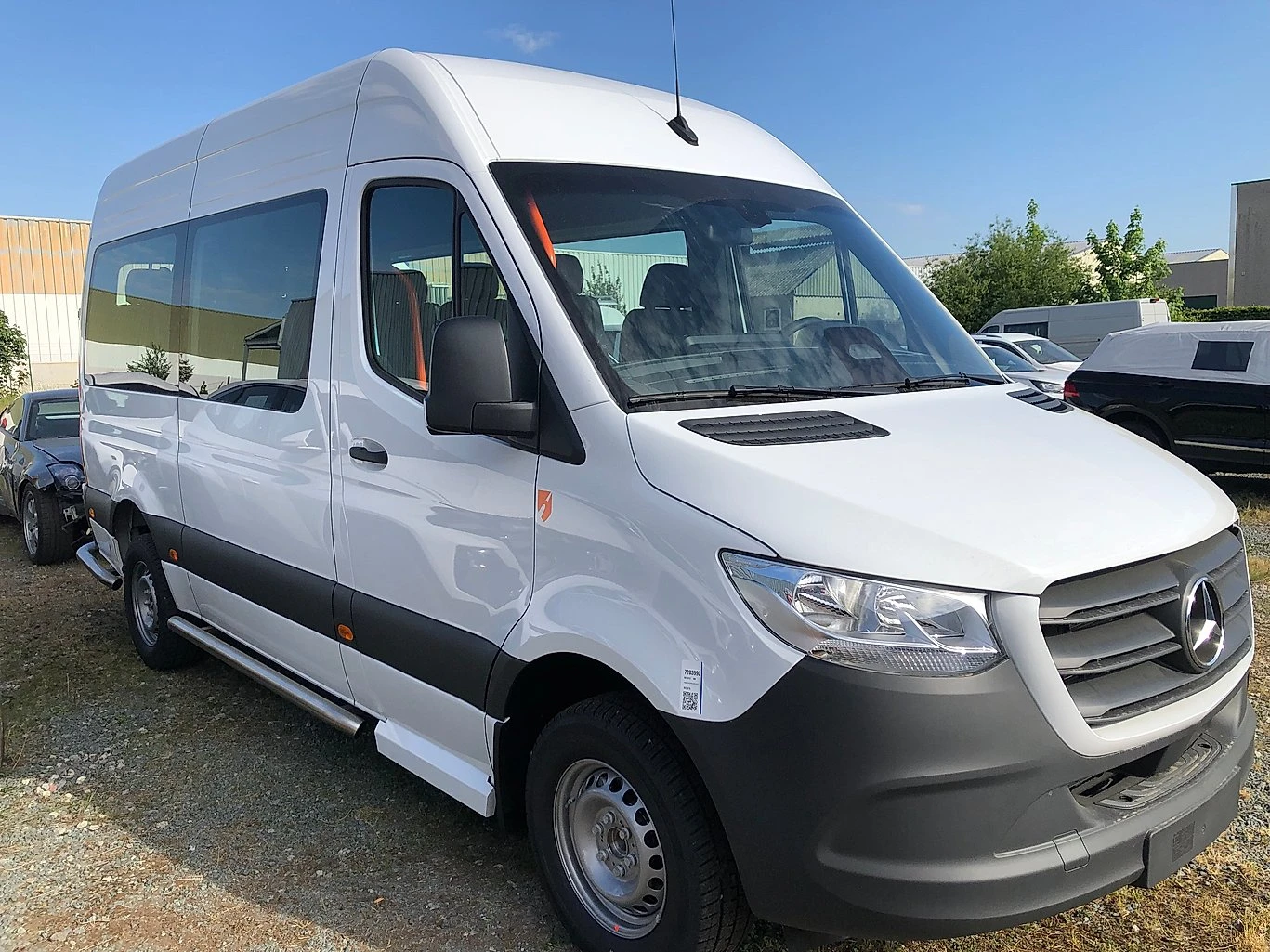 Mercedes-Benz Sprinter 311 Специализиран за хора в инвалидни колички - изображение 3