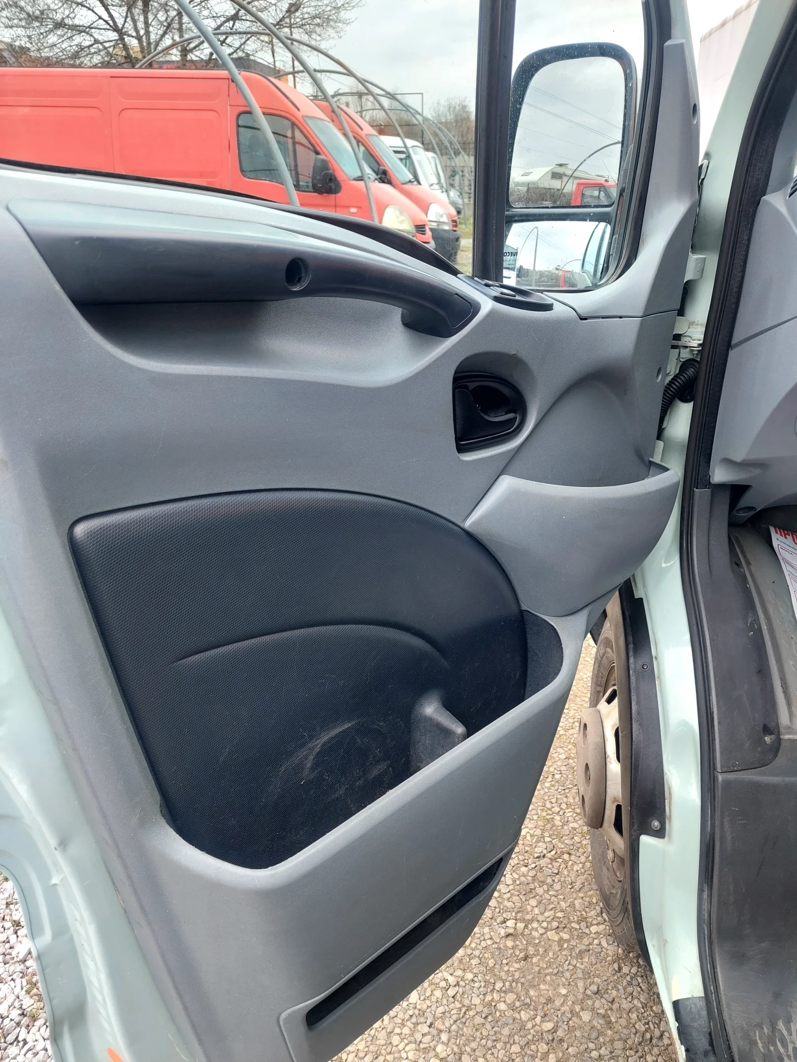 Iveco Daily 35 C 15, снимка 13 - Бусове и автобуси - 54042770