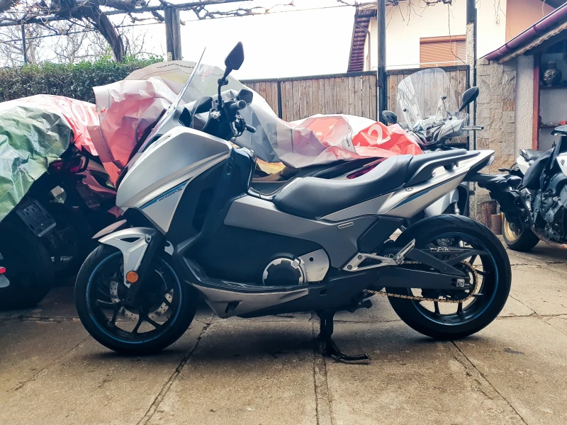 Honda Integra 750i  ABS LED New Face Sport, снимка 7 - Мотоциклети и мототехника - 50933644