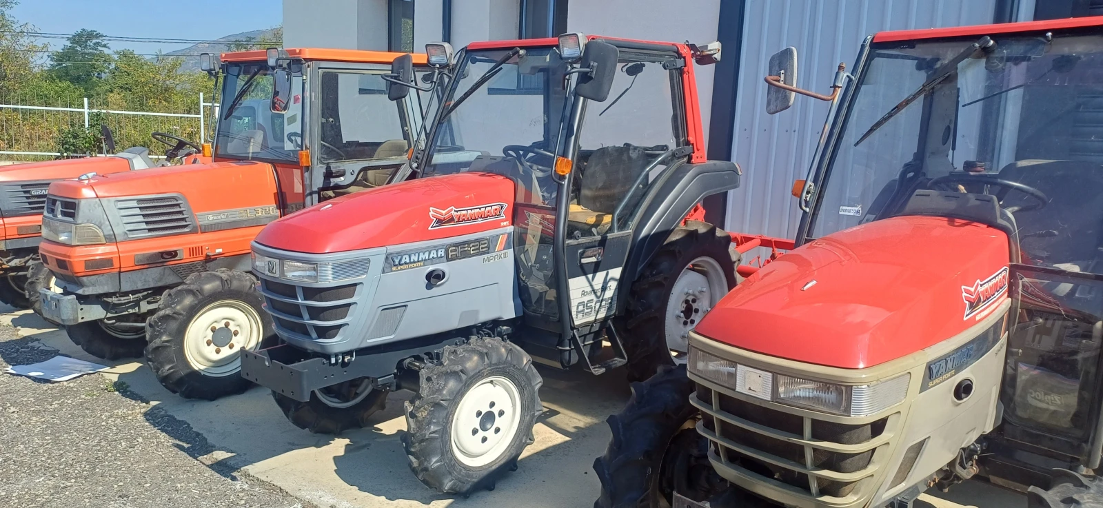 Трактор Yanmar AF22 с КАБИНА.