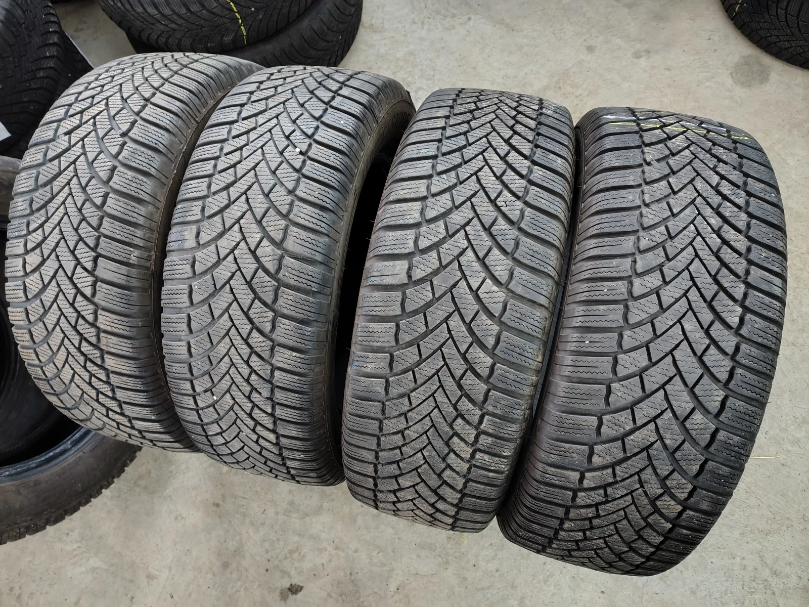 ���� 215/60R16 | Mobile.bg � ����������� 2
