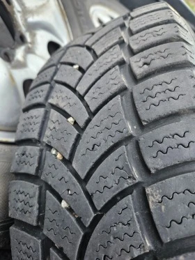 Гуми с джанти Vredestein 235/65R16, снимка 3 - Гуми и джанти - 47401785