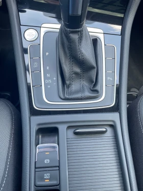 VW Golf 2.0 TDI, DSG, Pano, Dynamic lights, Digital cockpi, снимка 11
