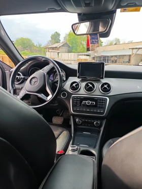 Mercedes-Benz CLA 220, снимка 8