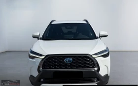 Toyota Corolla Cross 2.0HEV/197HP/TEAM-D/CAM/LED/ACC/NAVI/CPLAY/503q, снимка 2