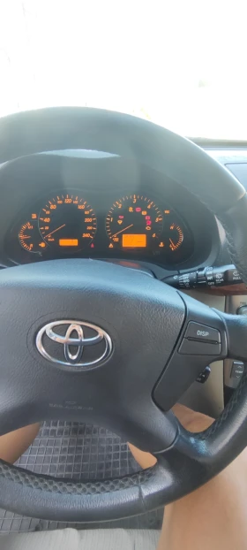 Обява за продажба на Toyota Avensis D4D ~6 700 лв. - изображение 11