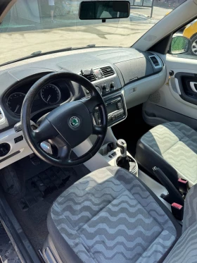 Skoda Roomster - 2000 € / 3911.66 лв. - 20942622 14