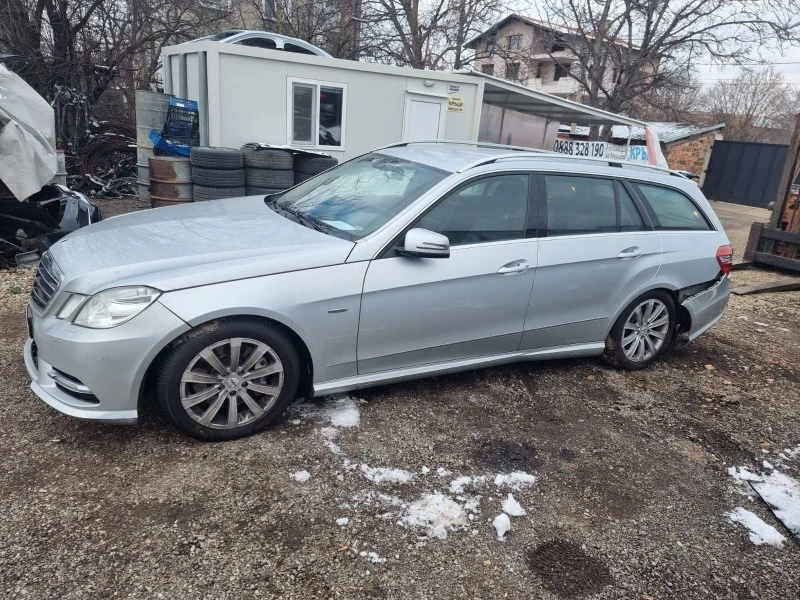 Mercedes-Benz E 350 4 matic airmatic AMG пакет, снимка 3 - Автомобили и джипове - 39533722