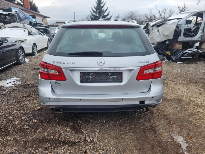 Mercedes-Benz E 350 4 matic airmatic AMG пакет, снимка 4 - Автомобили и джипове - 39533722