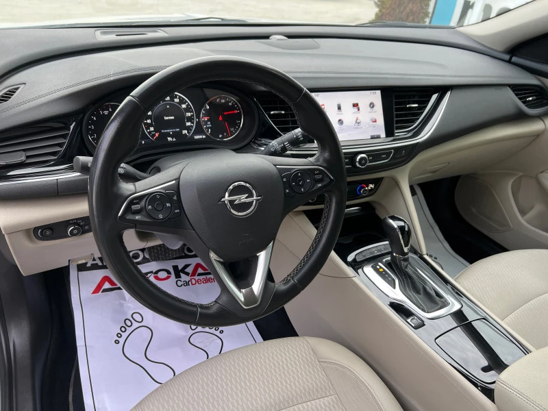 Opel Insignia 2.0D-210кс= 4х4= COUNTRY= НАВИ= DIGITAL COCKPIT= K, снимка 8 - Автомобили и джипове - 44239534