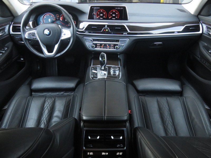 BMW 730 d xDrive, Вакуми, Keyless, Mасажи, Nappa, Laser, снимка 5 - Автомобили и джипове - 46406243