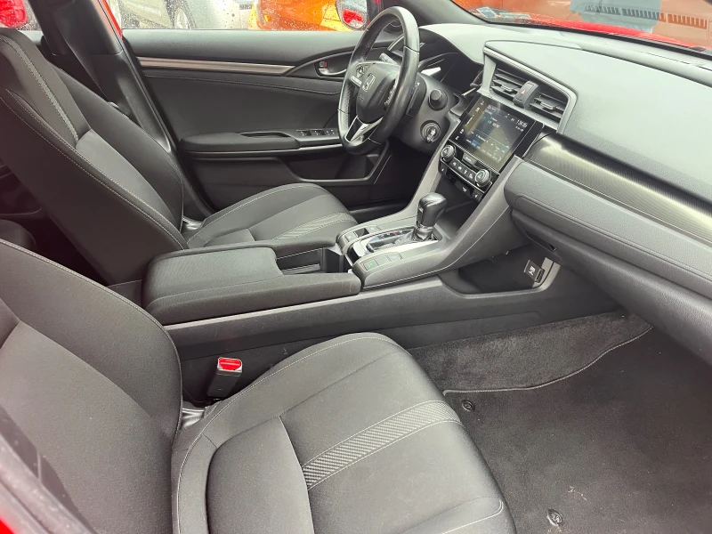 Honda Civic 1.0 Turbo Automat Comfort, снимка 12 - Автомобили и джипове - 47375273