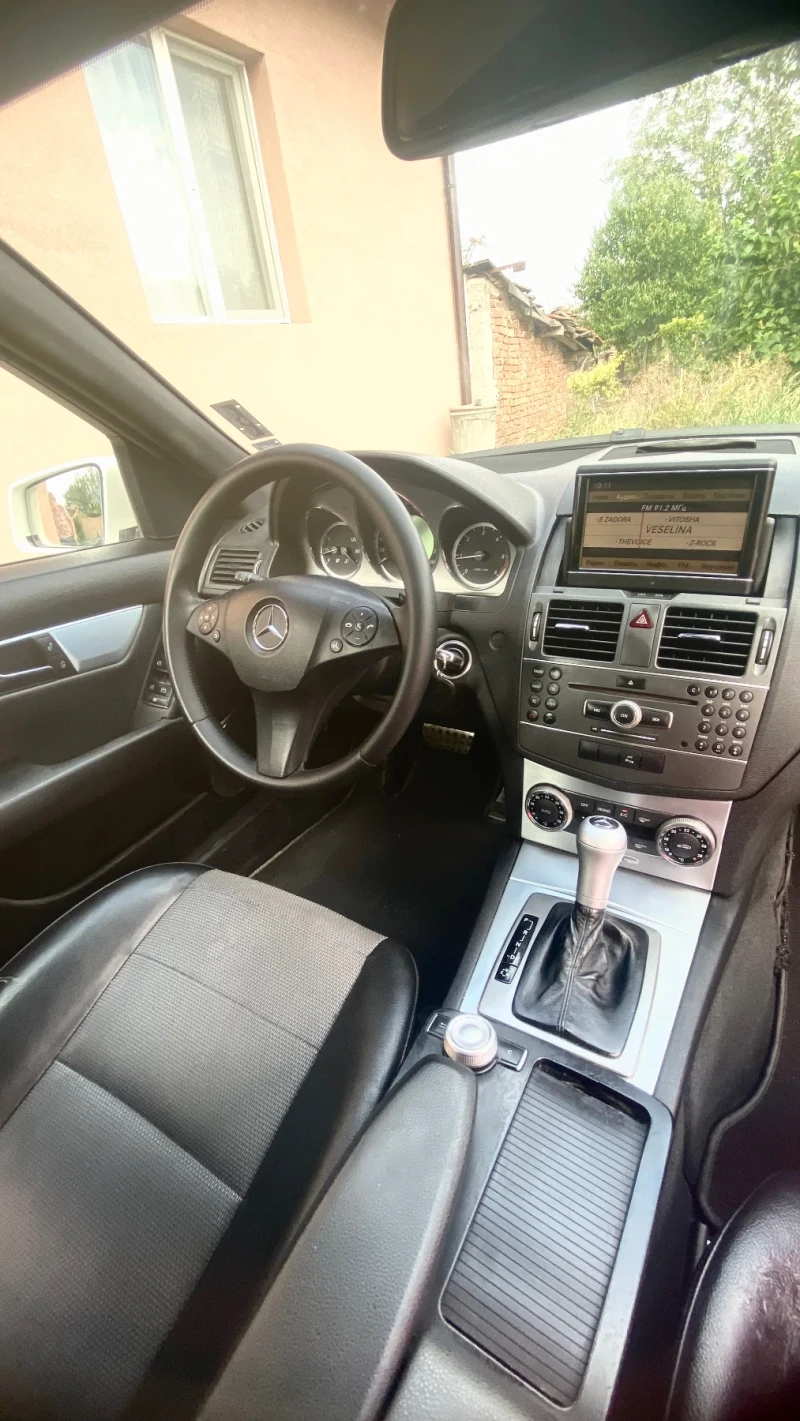 Mercedes-Benz C 250, снимка 4 - Автомобили и джипове - 47527822